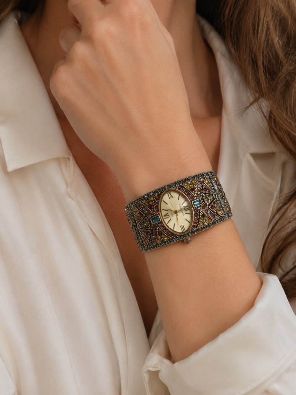 Heidi Daus Divinely Deco Hinged Bangle Watch